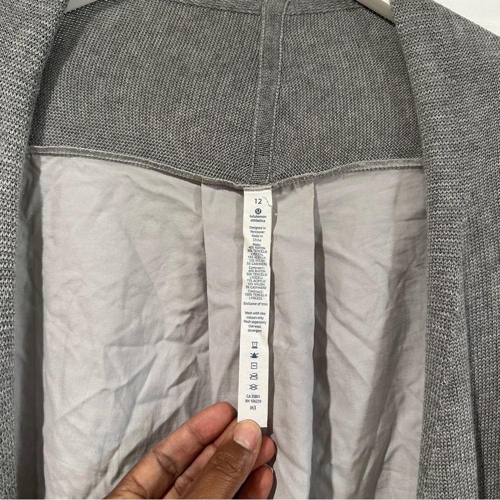 {preloved} Lululemon athletica Gray Women's Cardigan - Picture 9 of 16